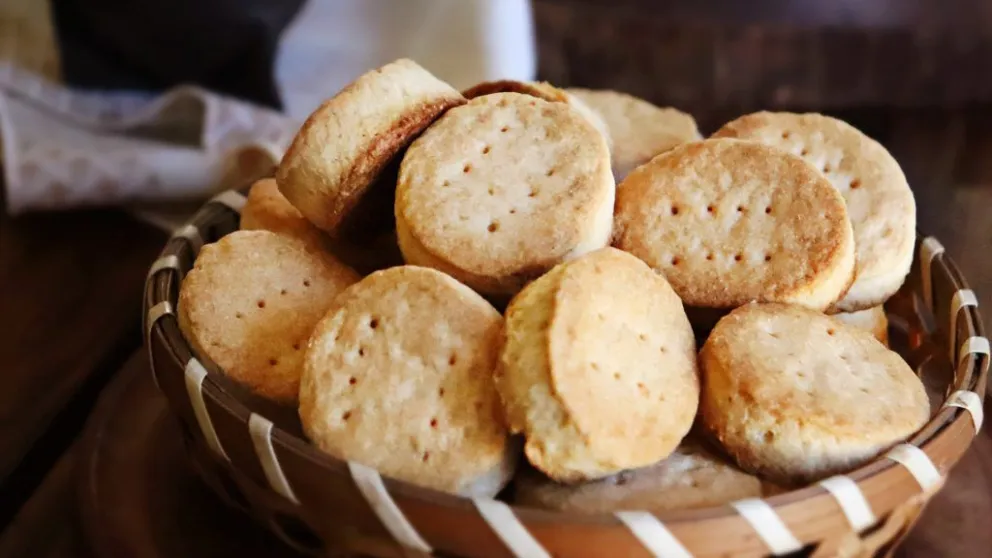 Para los mates de la tarde: bizcochitos de grasa rápidos y sin horno