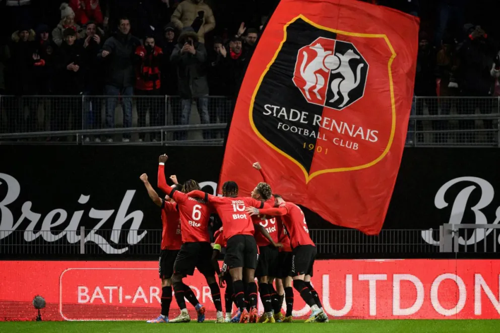 Con el tridente Messi, Neymar y Mbappé en cancha, el PSG perdió y complicó su liderazgo en la Ligue 1
