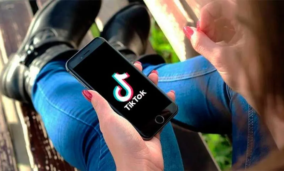 Uso responsable de las redes sociales: Consejo de Salud para reducir riesgos