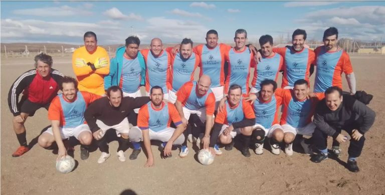 Jugadores amateurs de Roca jugarán un amistoso en Chile
