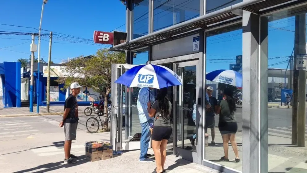 Unidad Popular le puso primera a la campaña electoral en las calles roquenses