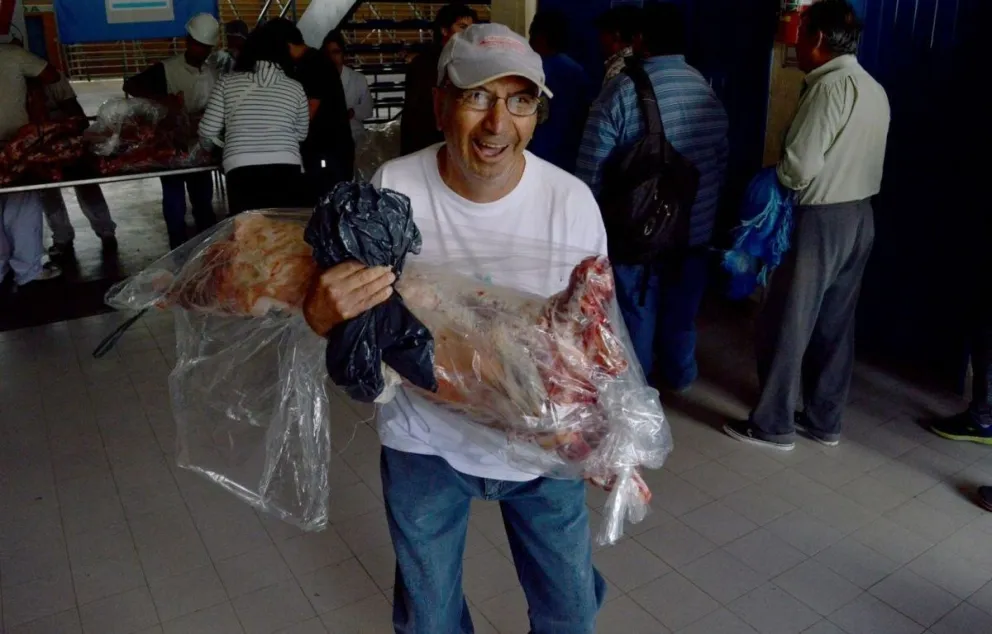 ¡Una ganga! Mirá a qué precio venden los capones en el mercado multiplicador 