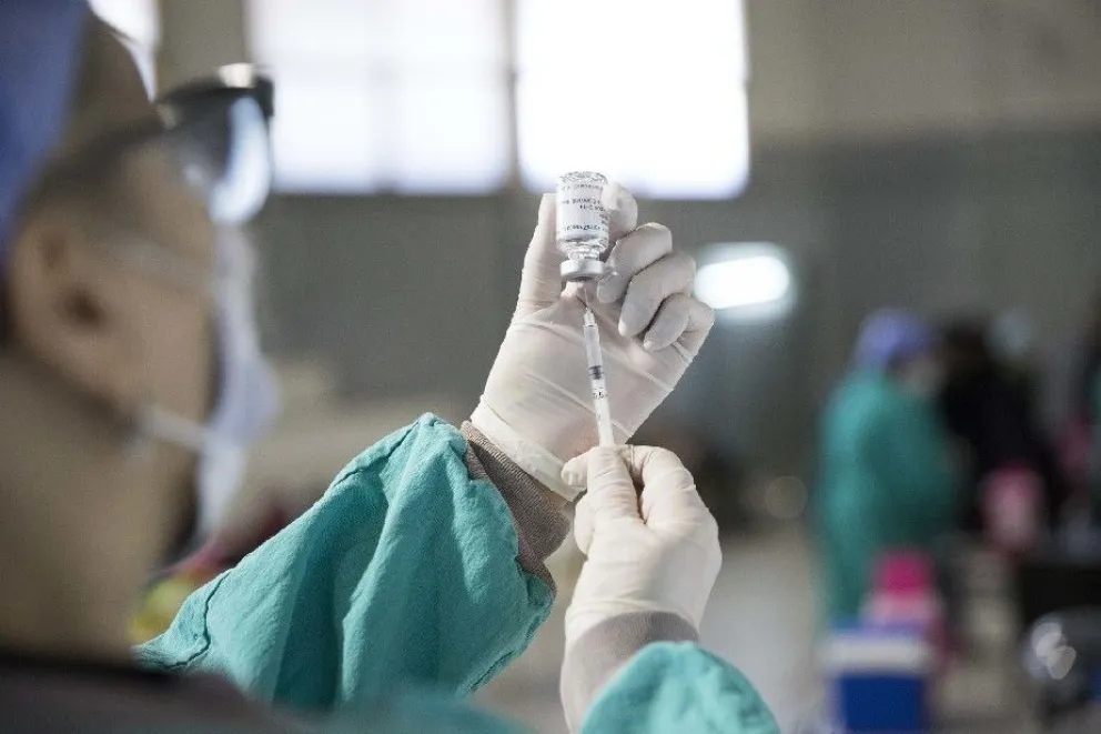 Covid: ya están aplicando la vacuna bivalente en el Hospital y en los CAPS