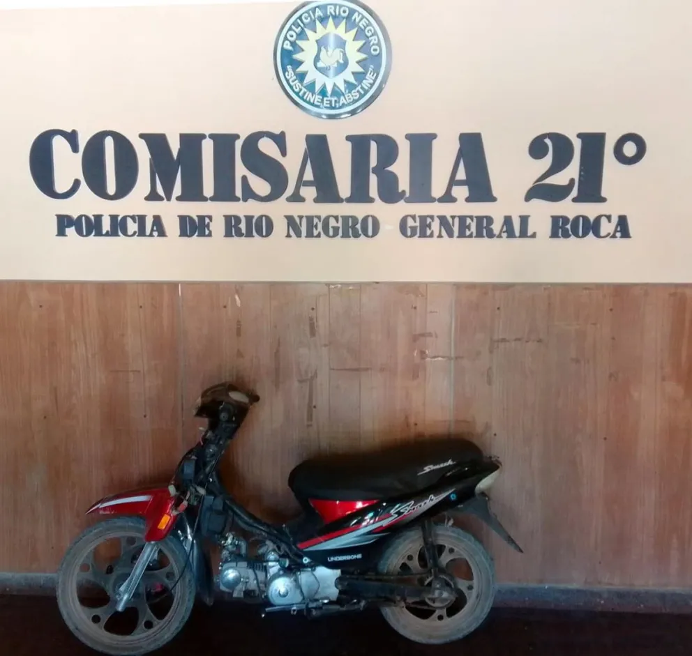 Una buena: el joven delivery recuperó su moto luego de que unos delincuentes se la robaran 