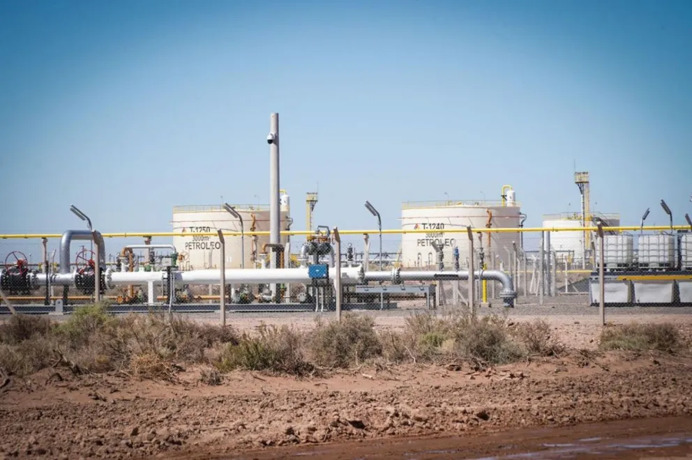 Inauguraron un nuevo oleoducto para transportar petróleo desde Allen a Vaca Muerta