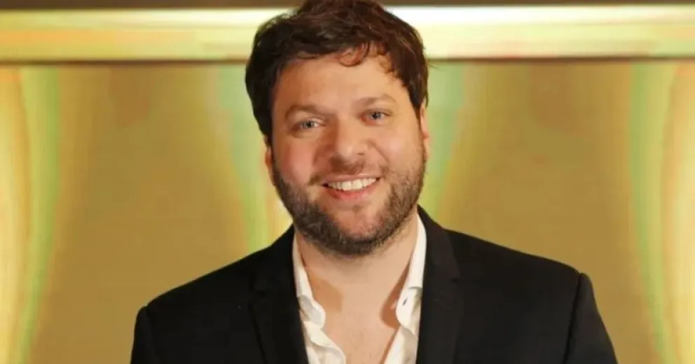 Apareció una foto vintage del primer día laboral de Guido Kazcka en la TV