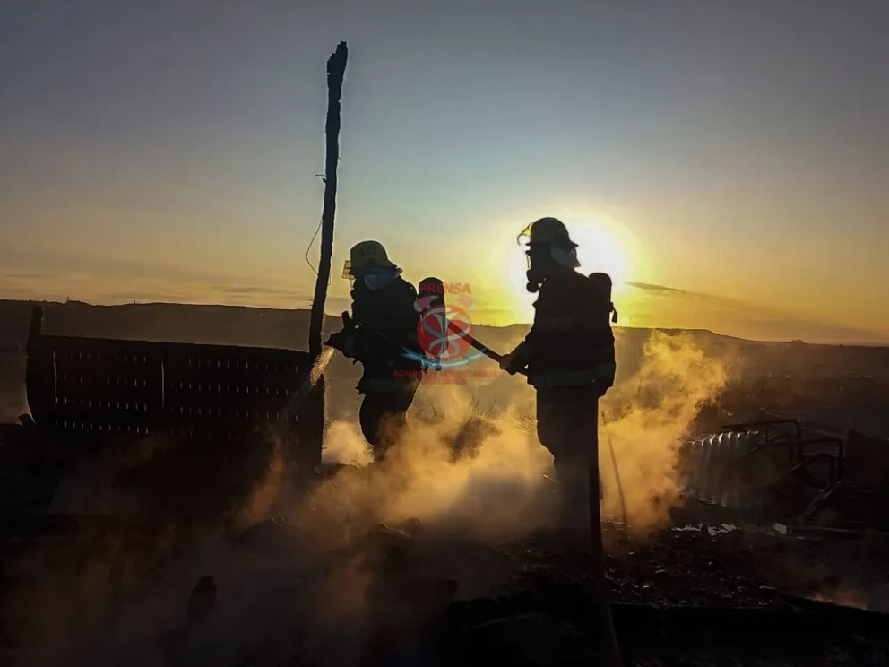 Bomberos combatieron un incendio en Barrio Nuevo