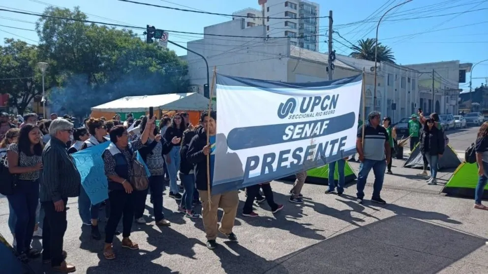 La UPCN en desacuerdo con la propuesta salarial del gobierno y repitió la contraoferta