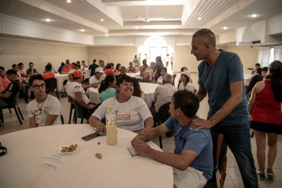 Banacloy lanzó los talleres ‘Roca Orgullo Joven’ en busca de conocer las problemáticas de la juventud