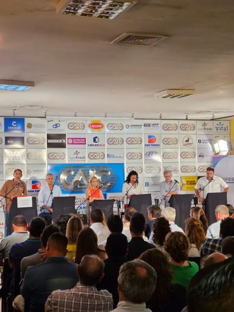 Lo que el debate nos dejó: más grieta, humor y otros detalles. 