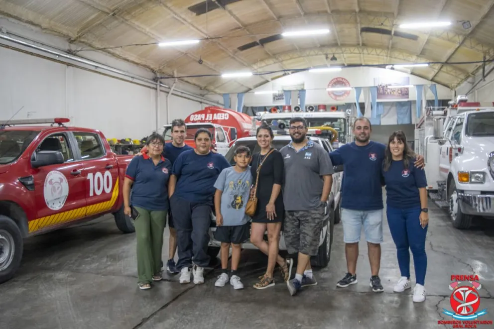Santino, del día que tuvo que ser rescatado por los bomberos al agradecimiento en el cuartel
