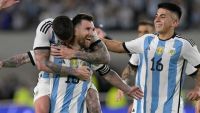 En un nuevo amistoso, Argentina se enfrenta ante Curazao: horario, TV y los cambios que hará Scaloni