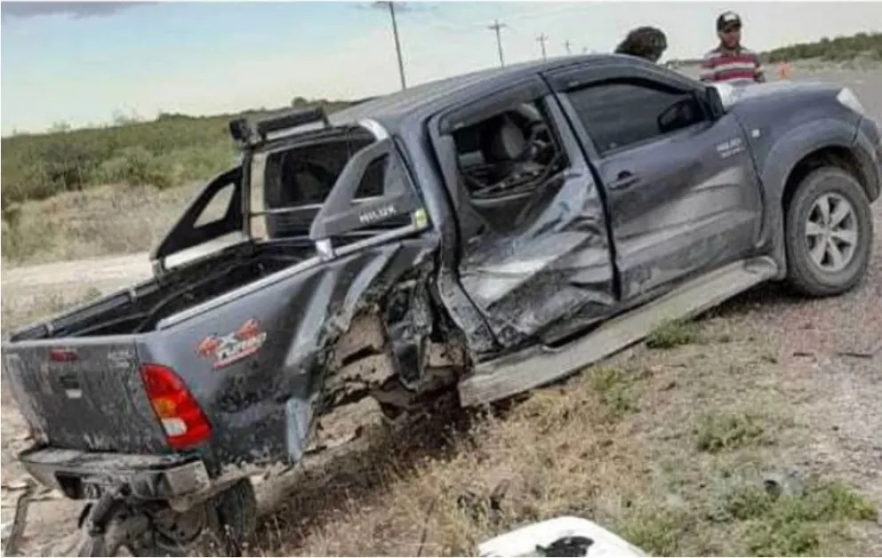 Lo trasladaban al Penal de Roca y sufrieron un accidente sobre la Ruta  