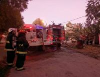 Incendio de una vivienda en Quinta 25: Vecinos aseguran que fue intencional