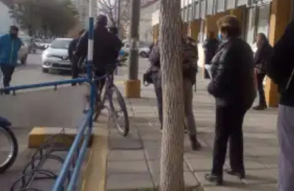 Robaron una moto del estacionamiento del municipio  