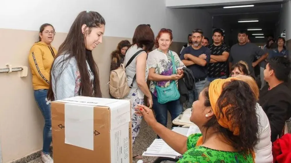 Elecciones: Roca tuvo una participación superior a la media provincial
