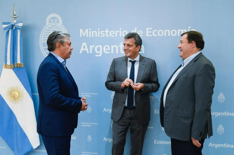 Weretilneck y "Rolo" Figueroa se reunieron con Massa