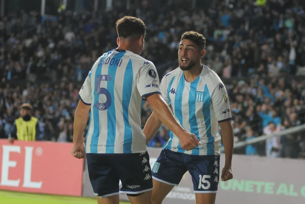 Racing lo ganó sobre el final y tiene puntaje perfecto