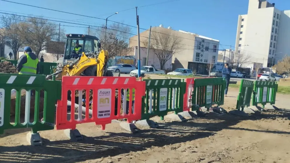 Comienza el recambio del colector de calle 9 de Julio, entre España y Av. Roca