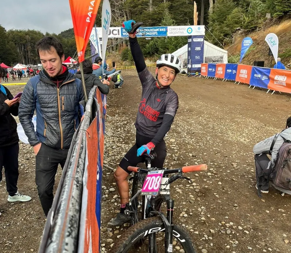 El Master de XCO desembarcó en Argentina y una roquense logró el podio mundial