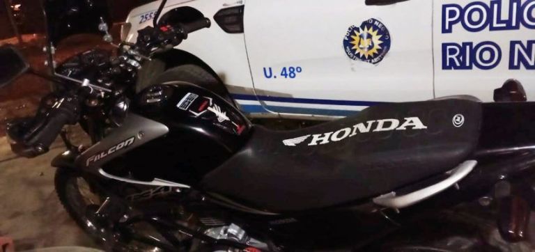 La policía recuperó una moto robada en barrio Mosconi