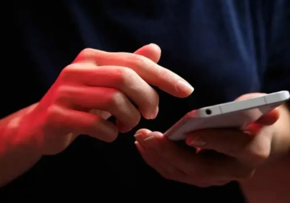 Una función de tu celular podría hacer que sufras un hackeo: ¿cuál es y cómo desactivarla?