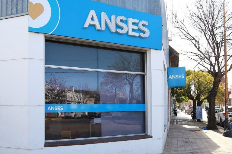 ANSES anunció su calendario de pagos para mayo: mirá cuándo cobrás