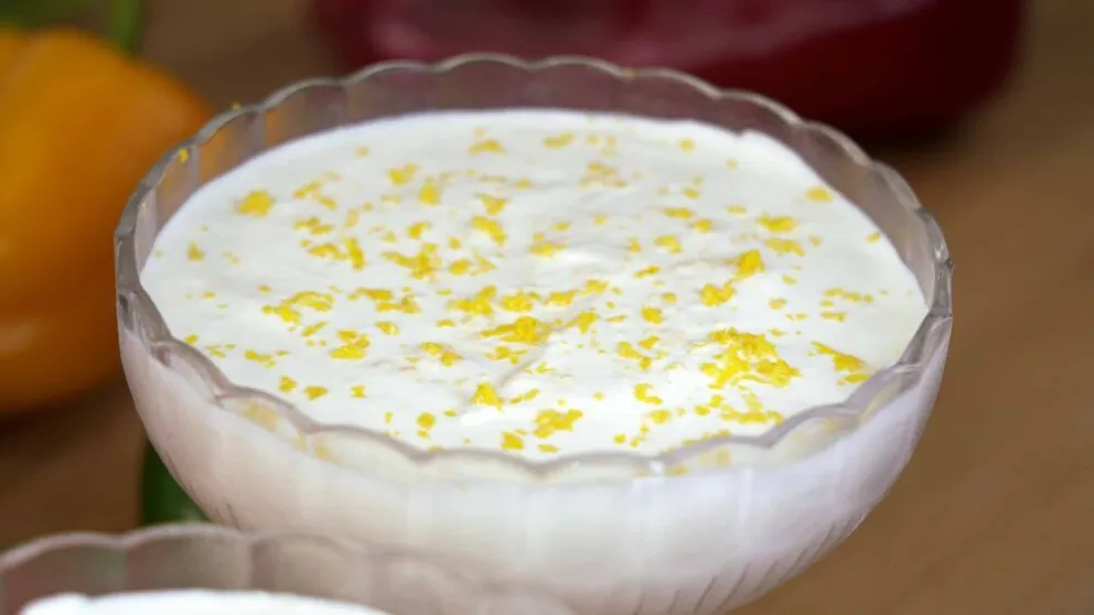 Solamente tres ingredientes para un exquisito mouse de limón sin azúcar