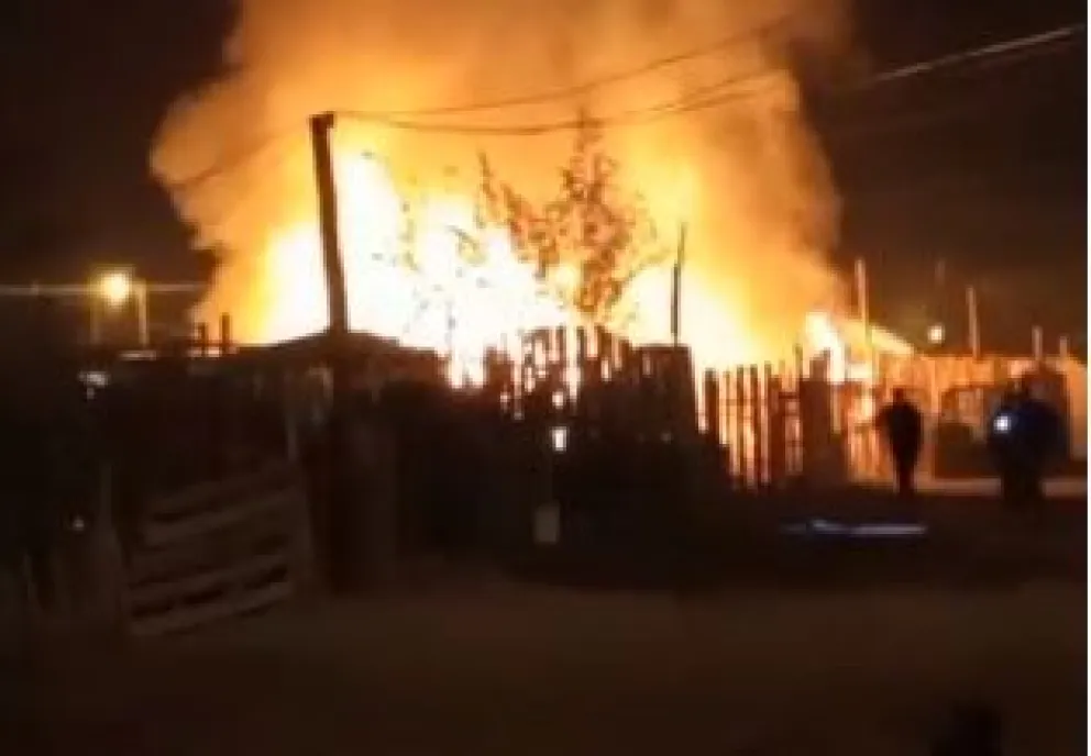 Una niña de 5 años y su mamá murieron en un incendio