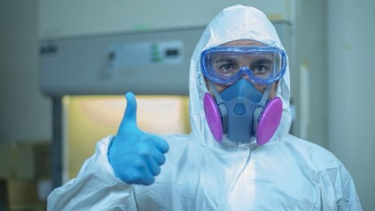 La OMS levantó la alerta máxima por la pandemia del Covid-19: “Ya está controlada”