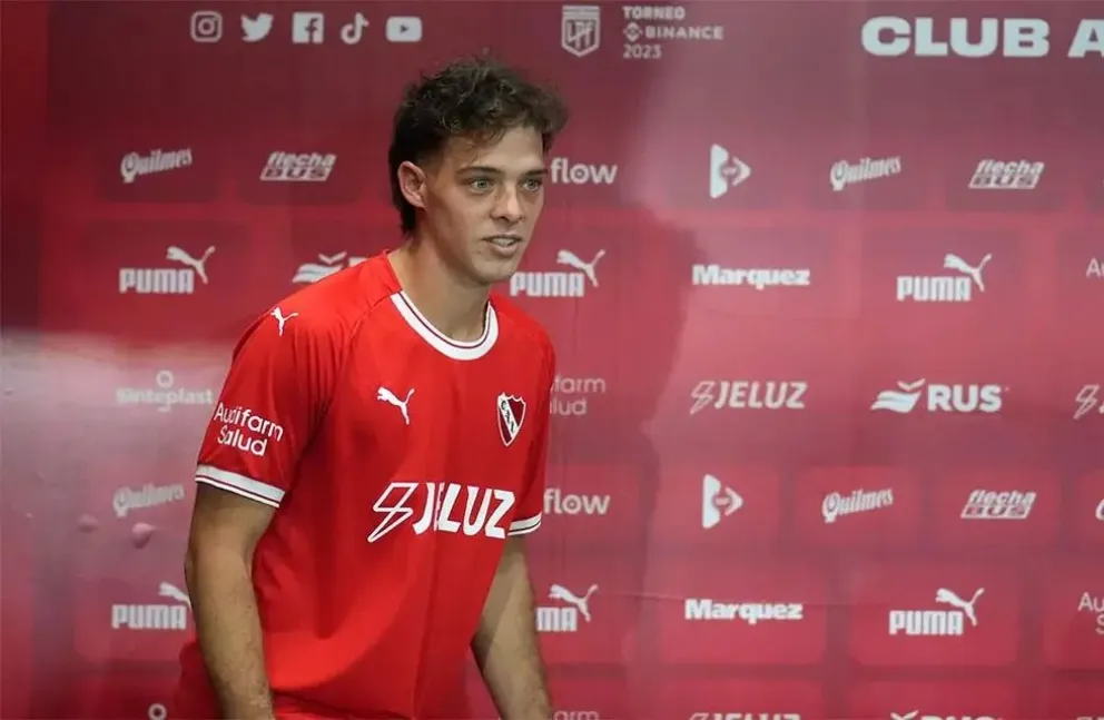 Ayuda para la colecta de Independiente: un ídolo del Rojo subastará su camiseta