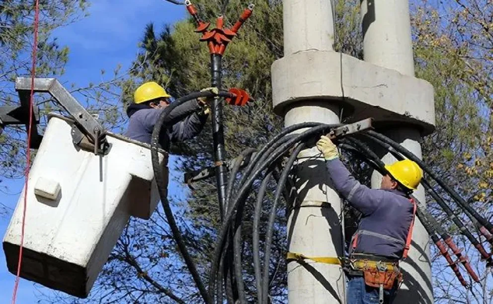 Desde la empresa se recomienda a los vecinos tomar las precauciones. (Foto Edersa)