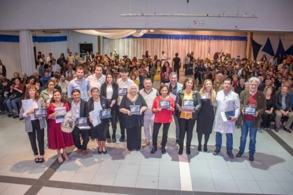 Últimos días para postularse al reconocimiento de vecinos/as e instituciones