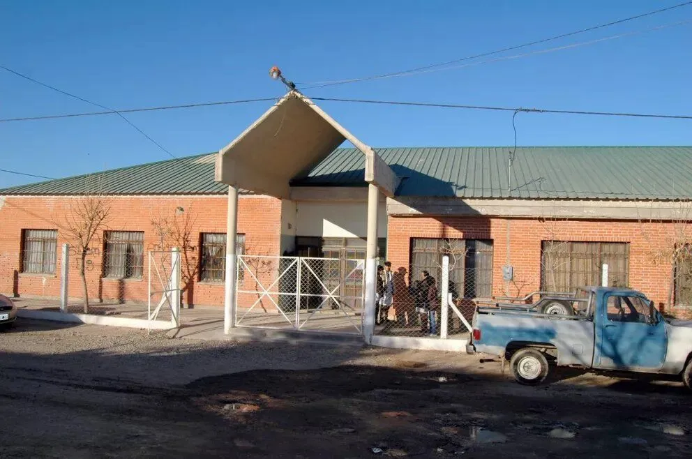 Se suspendieron las clases en las escuelas primarias N° 289 y 357 por falta de agua