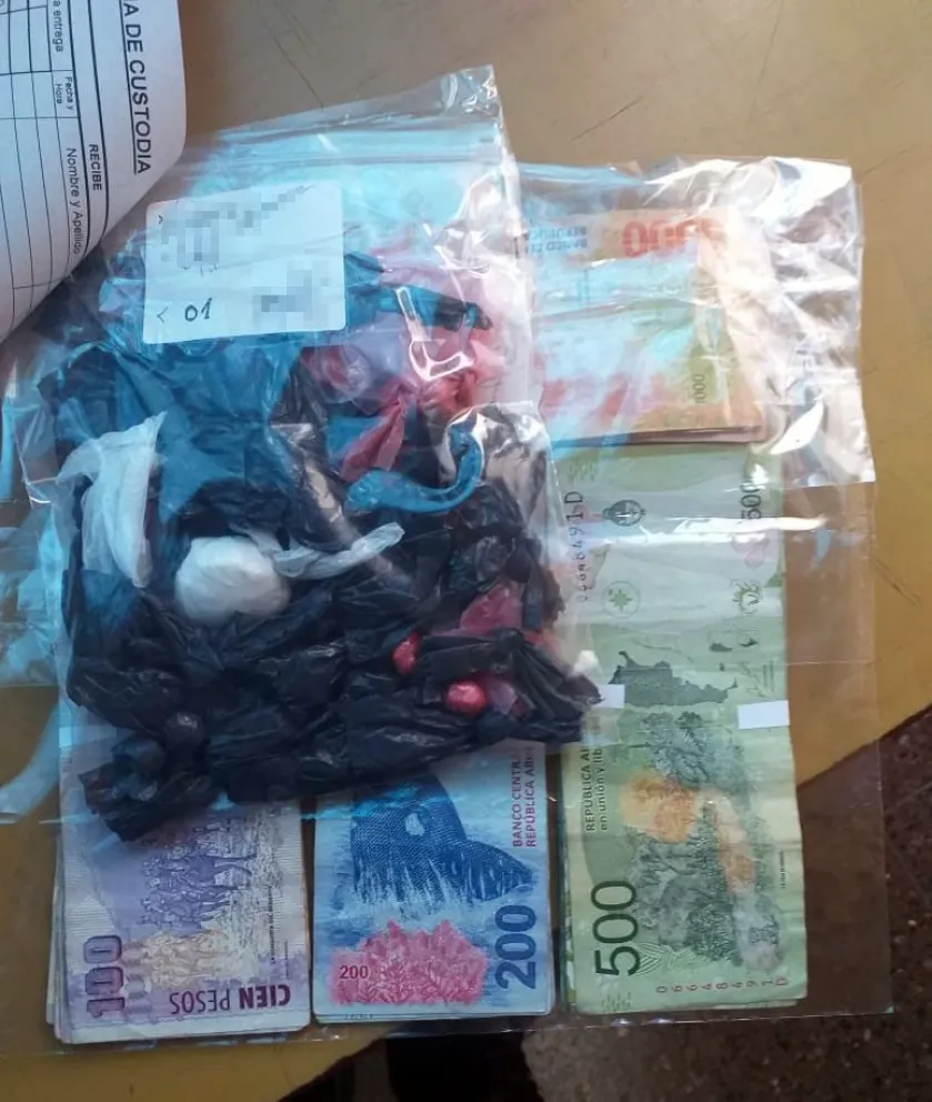 Operativo en zona norte: un demorado por circular con 40 envoltorios de cocaína