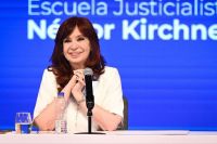 Cristina Kirchner fue sobreseída en la causa por la "ruta del dinero K"