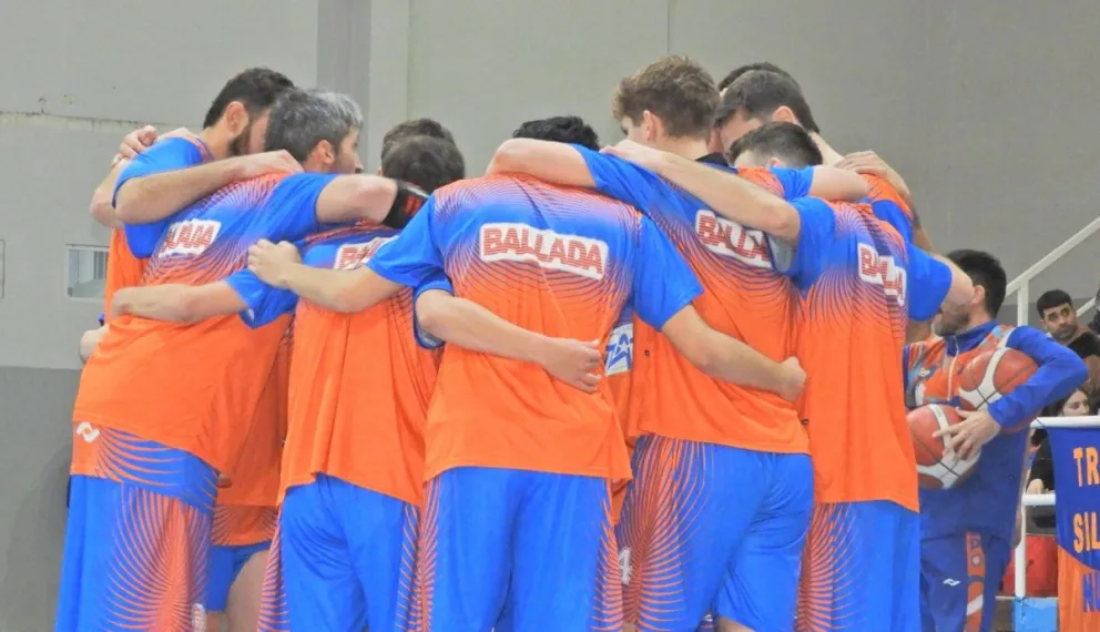 No pudo ser: Deportivo Roca cayó de pie en un partidazo y quedó eliminado