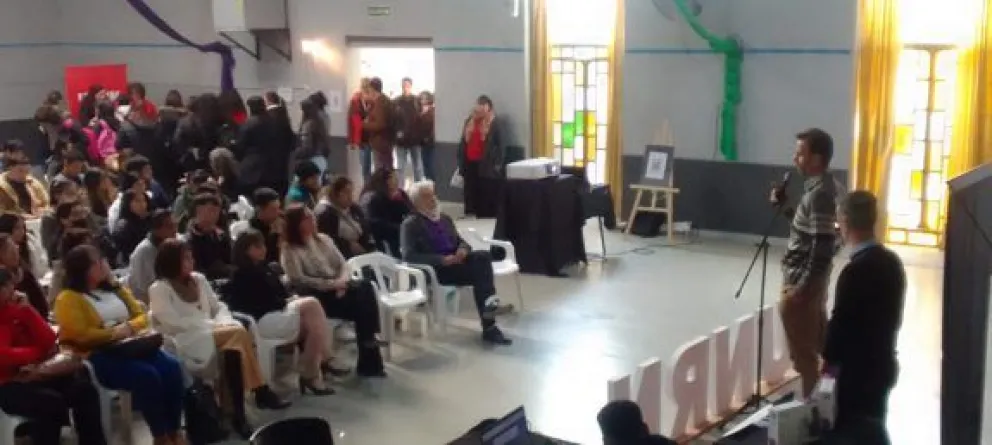 211 tablets para los estudiantes