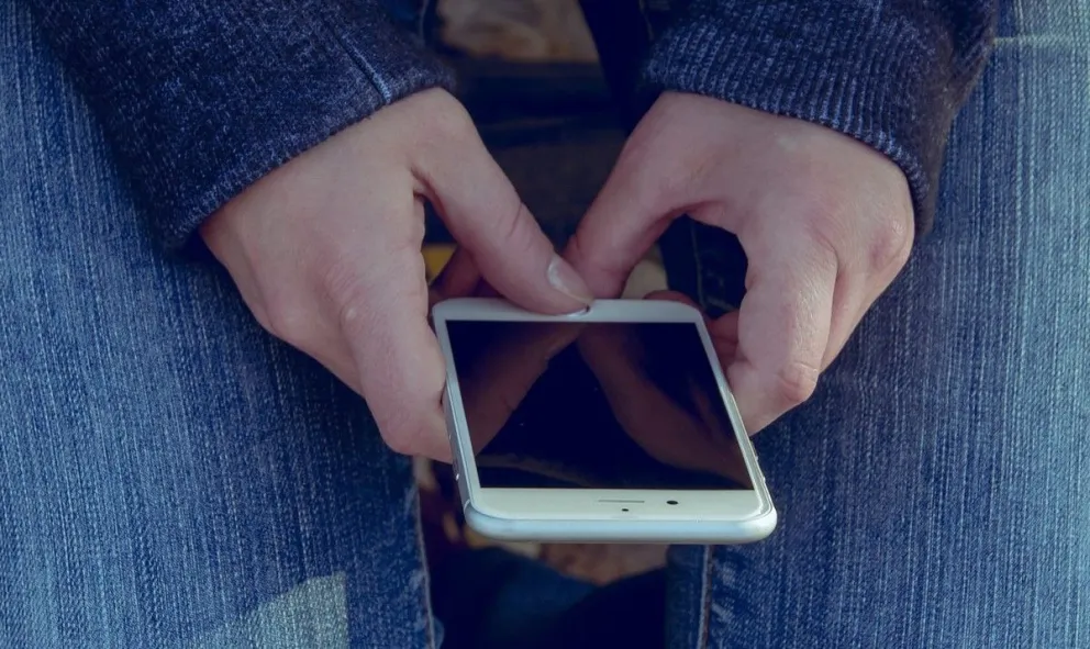 Pactó un encuentro con una menor de 12 años y la familia de ella lo linchó