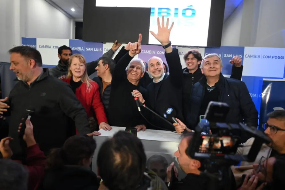 Un importante sector de Juntos por el Cambio festejó el histórico triunfo de Poggi en San Luis