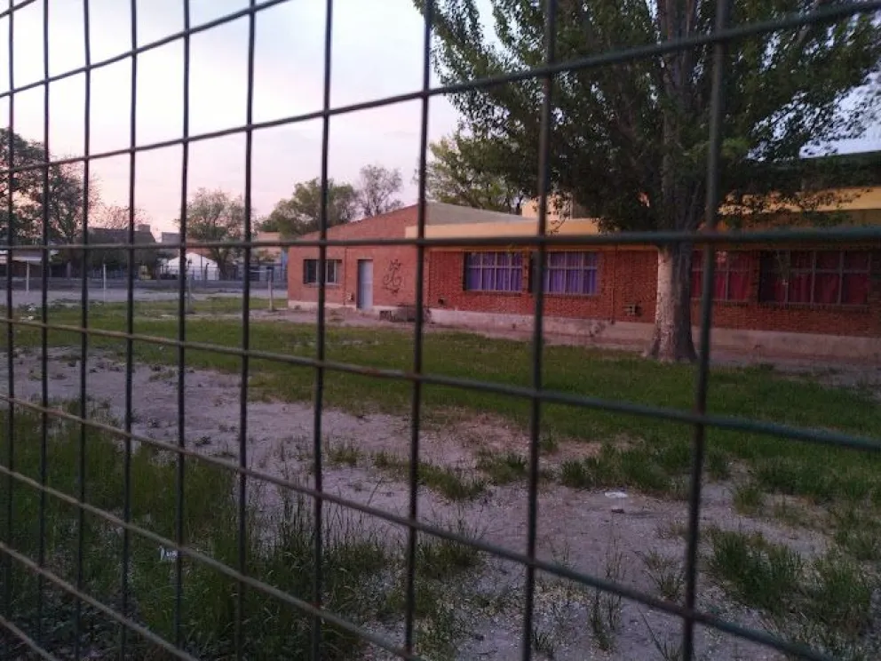 Solicitan cambiar la directiva de una escuela por casos de abuso  