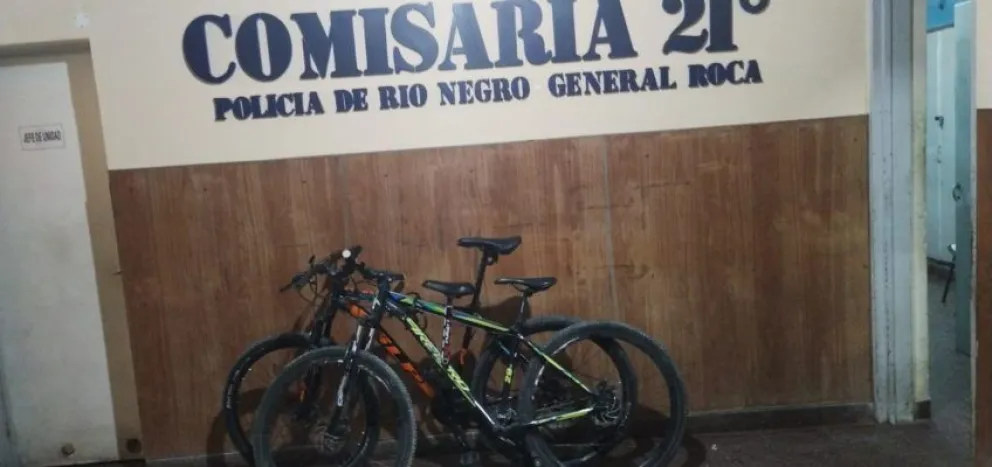Un hombre fue detenido luego de llevarse dos bicicletas con candado y todo