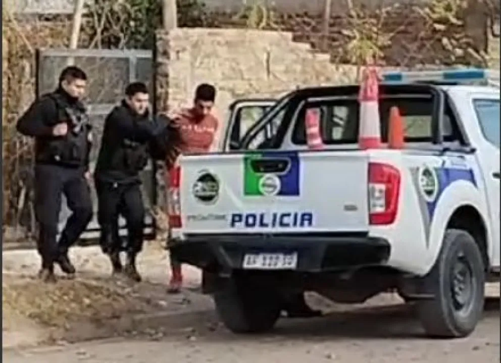 Echaron de F. Oro al delincuente que habían querido linchar 
