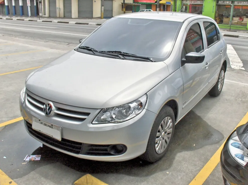 Delincuentes le robaron el auto a un laburante y este busca recuperarlo 