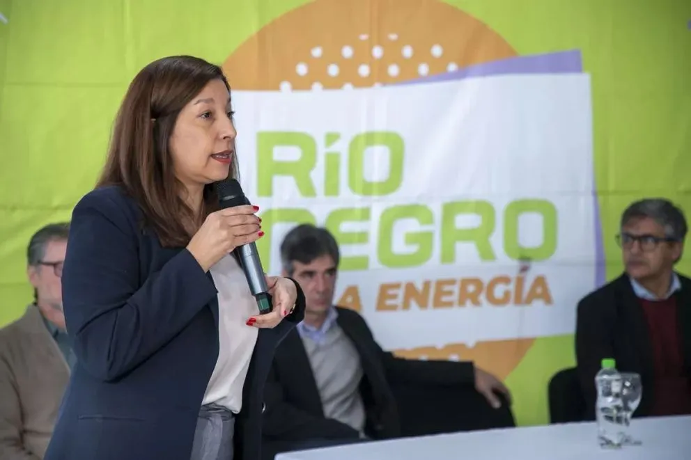 Carreras aseguró el aguinaldo y no descartó el adelantamiento de las vacaciones de invierno